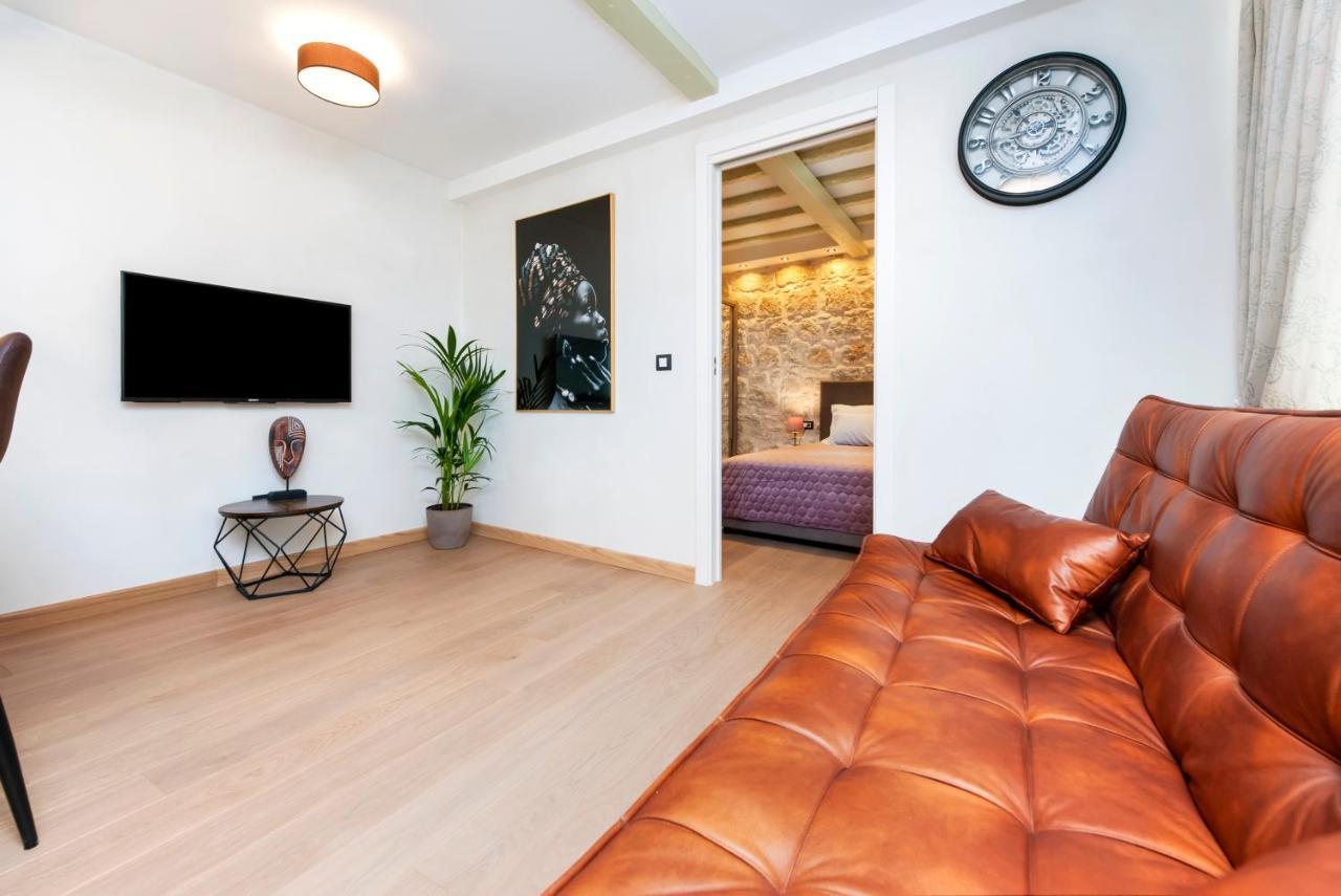 Dc II Downtown Apartment Rovigno Esterno foto